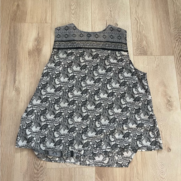 Nic + Zoe Mirrored Monkeys Blouse - Picture 3 of 6